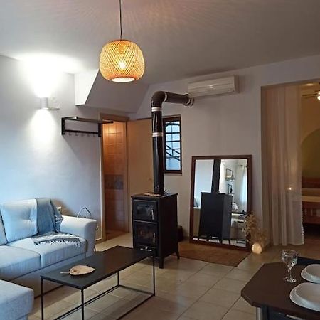 Cozy Apartment In The Heart Of Plaka Agios Nikolaos  Exterior photo